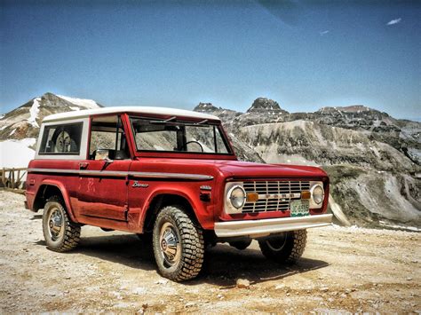 100 Ford Bronco Wallpapers