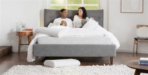 8 Best Sturdy Bed Frames For Sexually Active Couple 2022