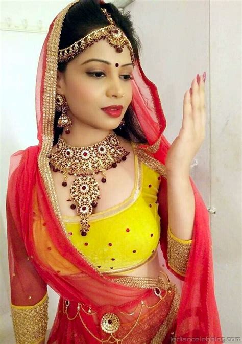 Zaara Khan South Indian Telugu Actress Hot Pics Gallery