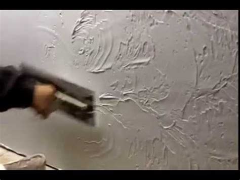 It can be described to appear as two smooth layers of drywall, the top layer allowing the lower layer to show through in random areas. How to Do A Skip Trowel, Mud Trowel Knockdown, Santa Fe ...