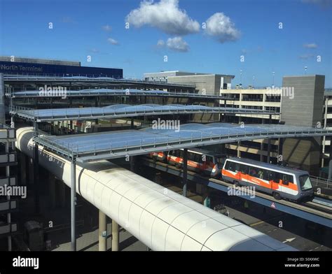 Gatwick Airport Shuttle Train Hi Res Stock Photography And Images Alamy
