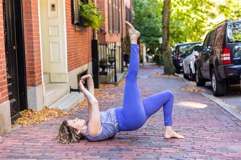 nikki dillon yoga teacher boston fitness photographer