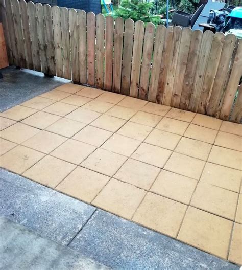 How To Build A Patio By Laying Paving Slabs On Sand Dengarden