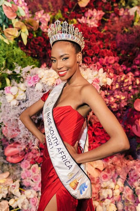 Lalela Mswane Crowned As Miss South Africa 2021