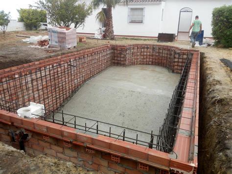 Diy Concrete Pool Plans Building Walls For Swimming Pool Diy Swimming
