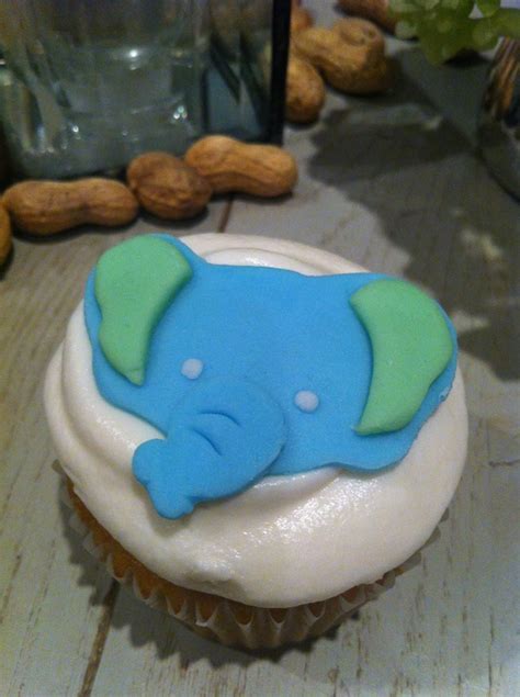 When you're shopping for inexpensive baby shower cupcake picks and toppers, consider their: Baby Boy Elephant Cupcakes - Marvaliss Cupcakes