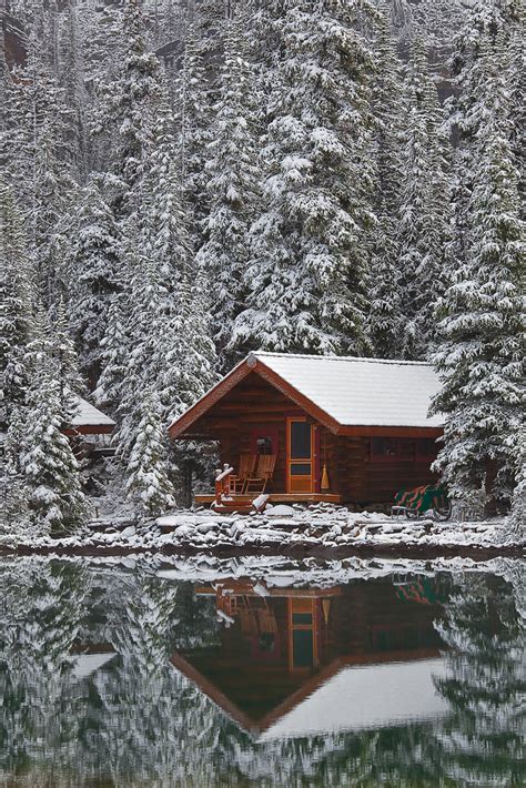 Rustic Cabin Of Lake Ohara Lodge In Snow Elegant Rustic C Flickr