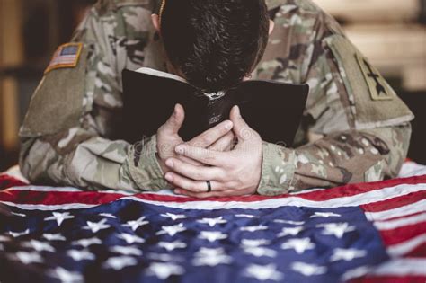 1379 Soldier Pray Stock Photos Free And Royalty Free Stock Photos From