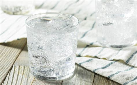Is Carbonated Water Dehydrating