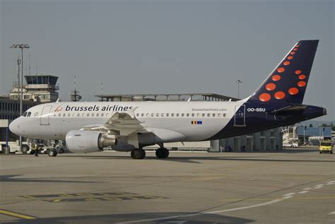 Brussels Airlines Airbus A319 111 Oo Ssugva300620126 Flickr