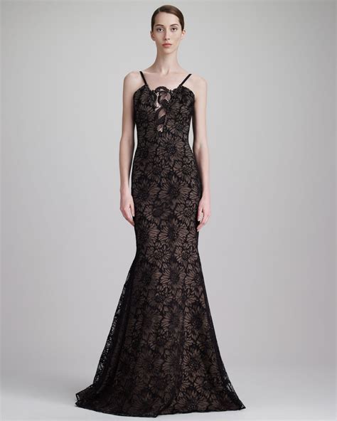 Vera wang has created a unique aspirational world that alludes to sensuality and. Vera Wang Floral Chantilly Lace Gown Black in Black - Lyst