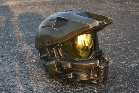 Custom Painted Master Chief Helmet Halo