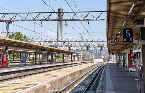 Lyon  Une panne électrique plonge la gare de la PartDieu dans le noir