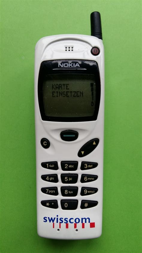 108,5 x 45,7 x 15,6 mm display aktiv. Nokia 3110 - www.handyspinner.ch