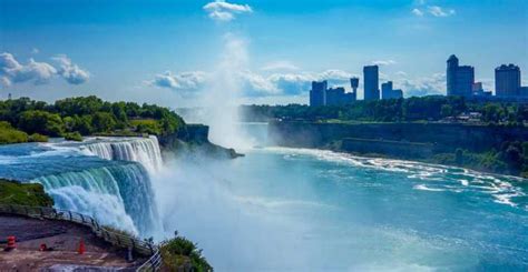 Journey Behind The Falls Niagara Falls Ontario Book Tickets And Tour