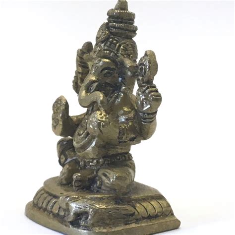 Handcrafted Detailed Brass Ganesh India Elephant God Statue Obstacle