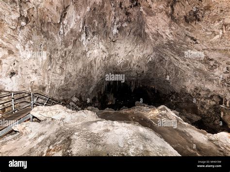 The Limestone Mammoth Cave Near Margaret River Western Australia Stock