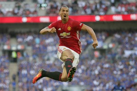 Read about man utd v leicester in the premier league 2019/20 season, including lineups, stats and live blogs, on the official website of the premier league. Leicester City vs. Manchester United: 2016 FA Community Shield Score, Reaction