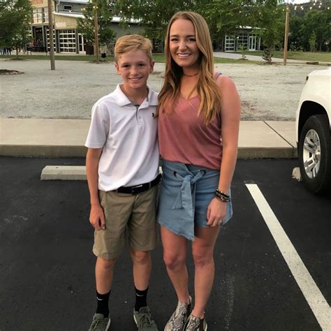 Maci Bookout Celebrates Son S 5th Grade Graduation Off To Middle