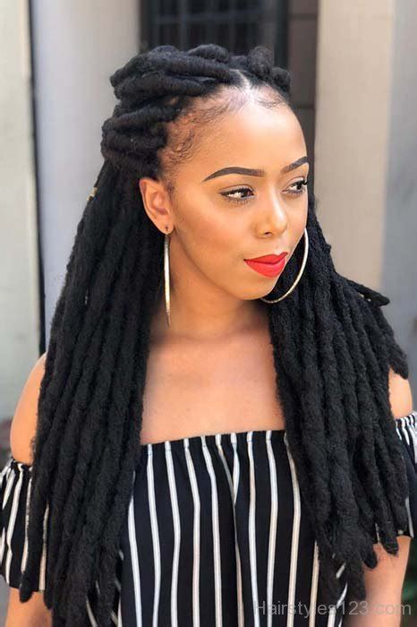 Instruct your hairstylist to chop your hair up to an equivalent length. Jumbo Faux Locs