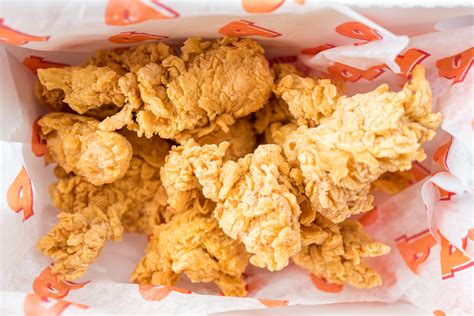 There's a $34,443.43 among us chicken nugget on sale and i don't know how to feel about it??? Ranking America's Fast-Food Chicken Nuggets - Eater