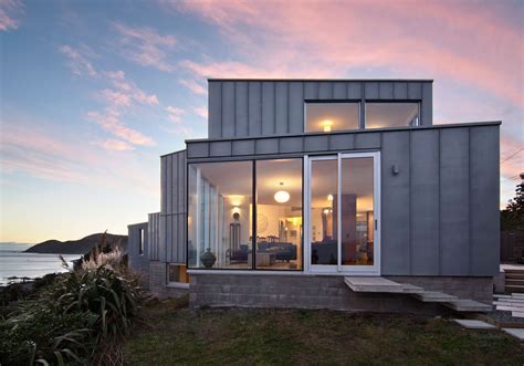 Cliff Top Home With Spectacular Views In Wellington New Zealand