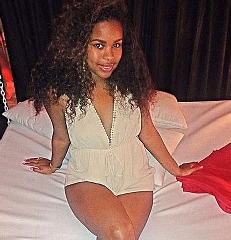 Raheem sterling and his wife, paige sterling (photo: Soccer Raheem Sterling's Girlfriend Paige Milian (bio ...