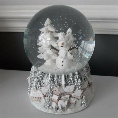 Beautiful Christmas Snowman Snow Globe On A Decorative Base Snowman