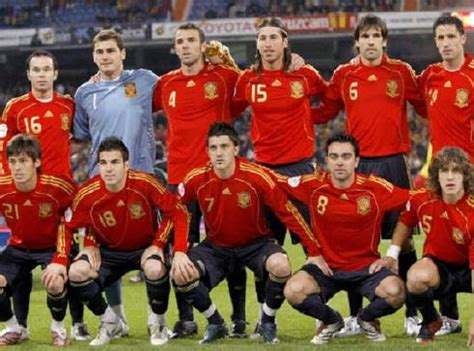 Portugal » plantilla eurocopa 2008 austria/suiza. MUNDIAL 2010: ALINEACION ESPAÑA