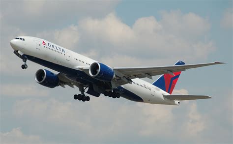 Pics For Delta Airlines