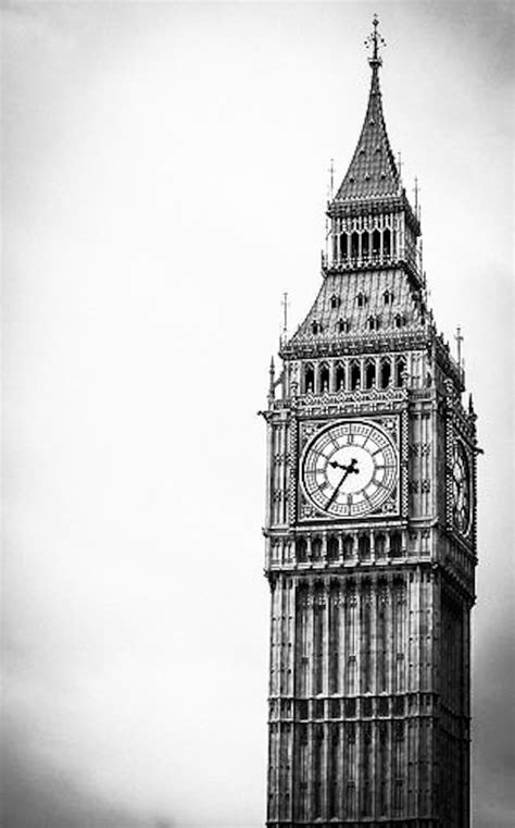 Footballer for @arsenal and @england. Pin by OHOUD AL-QAHTANI on cuadros | Big ben, Big ben ...