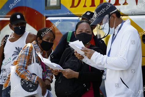 Filipinos Stranded Due Quarantine Protocols Look Editorial Stock Photo