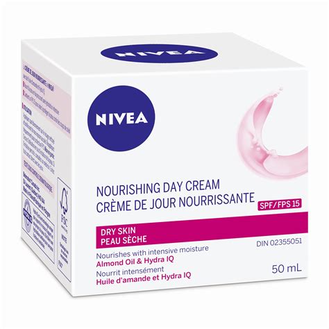 Nivea Nourishing Day Cream Spf 15 Reviews In Face Day Creams Chickadvisor