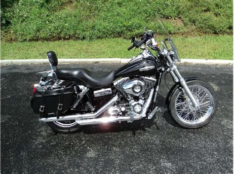 They make great desktop images. Buy 2010 Harley-Davidson FXDC Dyna Super Glide Custom on ...