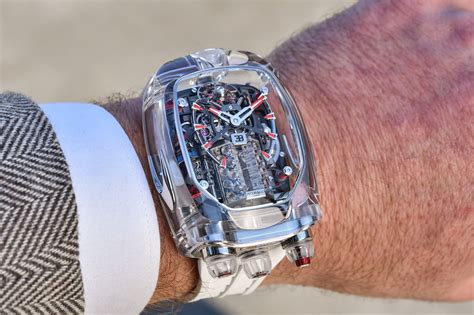 Giới Thiệu đồng Hồ Jacob And Co Bugatti Chiron Tourbillon Sapphire Crystal