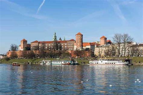 20 Fairytale Castles In Poland For Your 2023 Bucket List