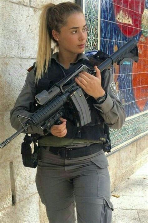 Sexy Hot Girl Military Gun Girl Photos Female Weapons Shooting Chive Thechive Idf Women