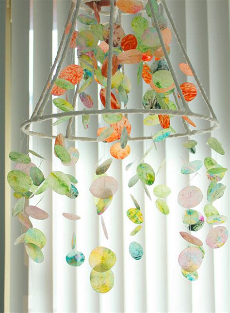 Make A Wax Paper And Crayon Chandelier Dollar Store Crafts