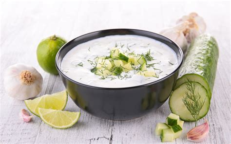 Salsa De Yogur Para Ensalada Con Pepino Recetas Dia