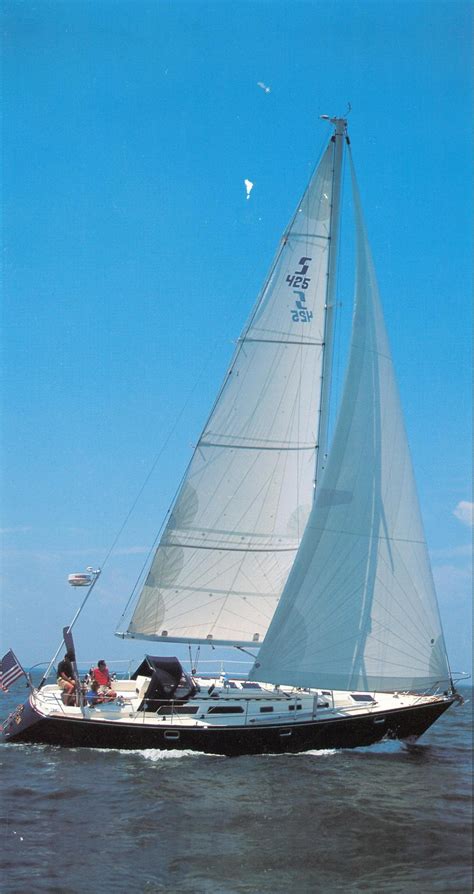 1994 Sabre 425 Racer And Cruiser Sailboat