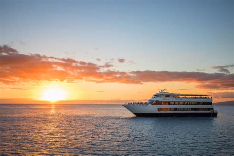 A Date Night Sunset Cruise Along Waikikis Historic Coast Hawaii Magazine