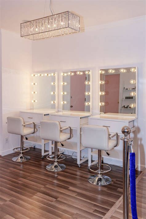 A Look Inside The Glam Bar Makeup Studio Decor Salon Interior Design