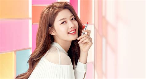 Korean Makeup Trends 2019 Eyes Cheeks Lips And Brows
