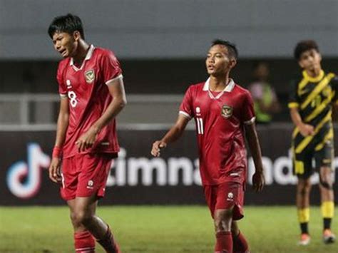 Pemain Timnas U 17 Indonesia Menangis Gagal Ke Bahrain Opsi Id Situs Berita Pilihan Kita