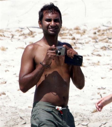 Aziz Ansari Paparazzi Shirtless Beach Photos Gay Male Celebs Com