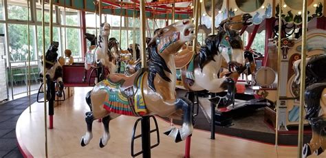 Carousel Horses Fair Grounds Travel Viajes Destinations Traveling