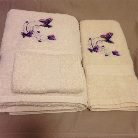 Embroidered Bath Towel Set Butterfly Design Spring Decor