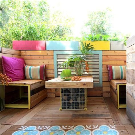 Pallet Patio Ideas To Upcycle Your Summer Backyard Furniture Diy