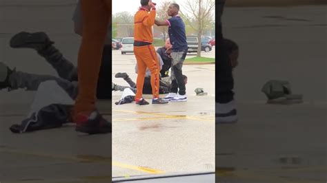 Video Shows Officer Hit Teen In Face At Mayfair Mall Youtube