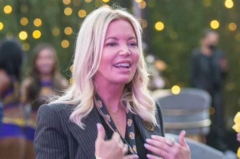 La Lakers Owner And Former Playboy Model Jeanie Buss Has Twitter